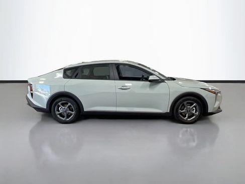 New 2026 Kia K4 FWD image 8