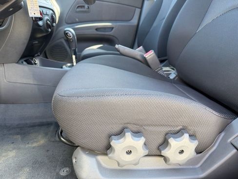 Used 2008 Kia Rio LX w/ PWR Pkg image 11