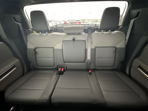 New 2025 GMC Hummer EV 2X image 22