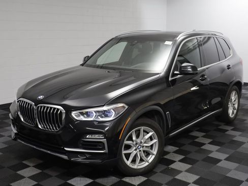Used 2019 BMW X5 xDrive50i AWD/4WD image 2
