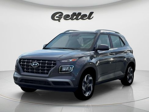 New 2026 Hyundai Venue SEL FWD image 2