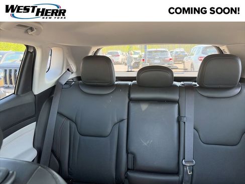 Used 2022 Jeep Compass Limited AWD/4WD image 9
