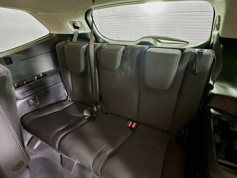 Used 2024 Subaru Ascent Premium w/ Convenience Package image 28