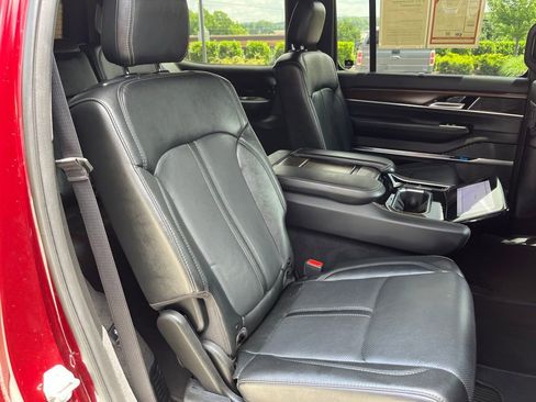 Used 2023 Jeep Grand Wagoneer 4WD image 27