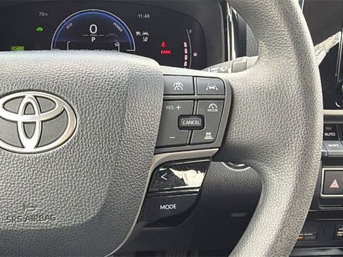 Certified 2025 Toyota Camry LE image 27