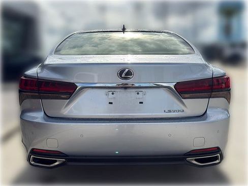 Used 2024 Lexus LS 500 w/ Interior Upgrade Package RWD image 5