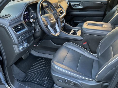 Used 2021 GMC Yukon XL SLT image 20