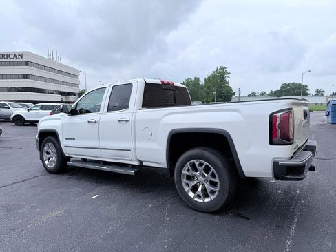 Used 2018 GMC Sierra 1500 SLT w/ SLT Premium Package AWD/4WD image 3