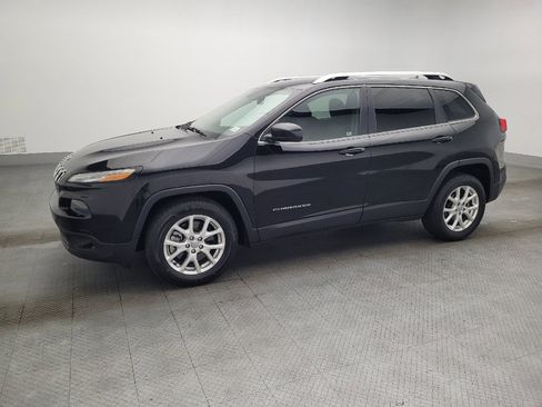 Used 2014 Jeep Cherokee Latitude image 2