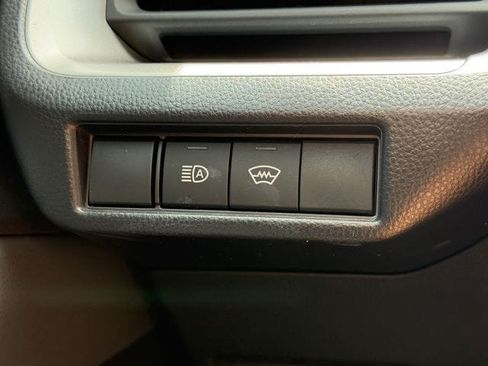 Certified 2024 Toyota Prius LE FWD image 28
