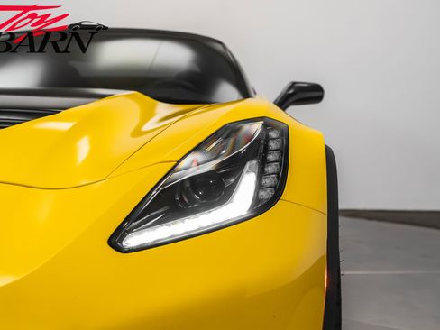 Used 2015 Chevrolet Corvette Z06 w/ 2LZ Preferred Equipment Group image 18
