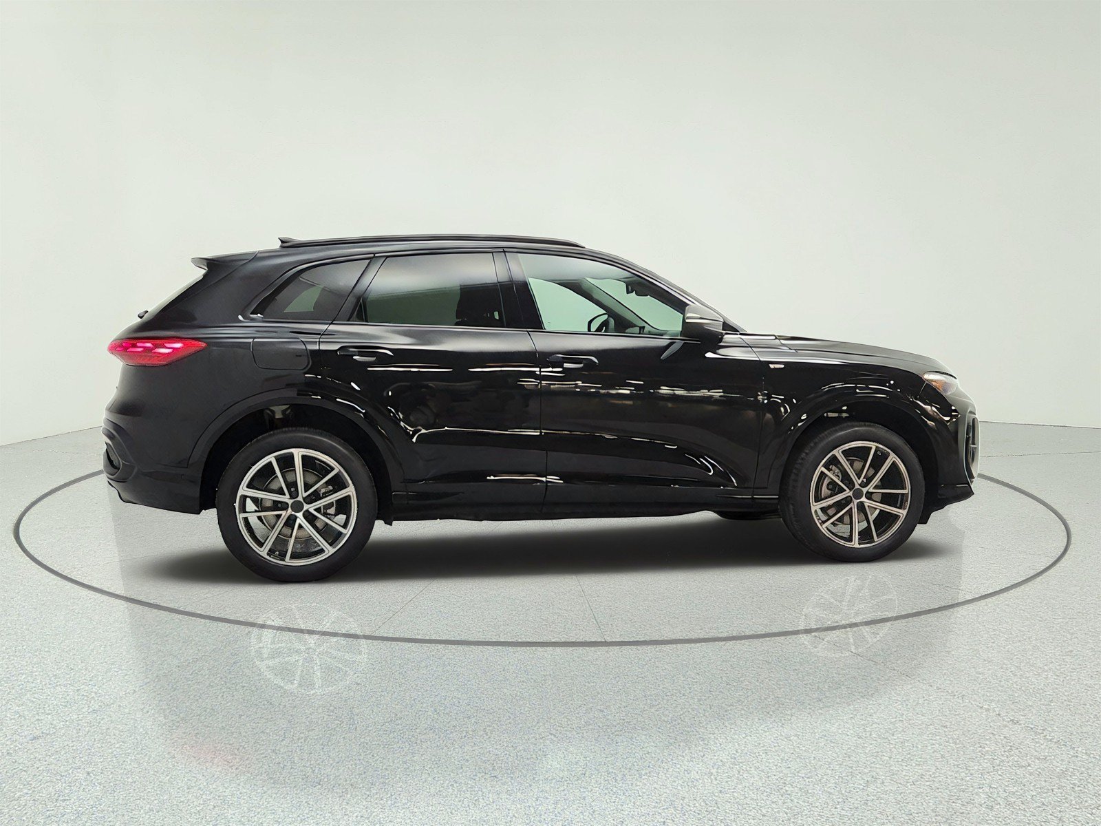 New 2026 Audi Q5 Premium Plus AWD/4WD image 4