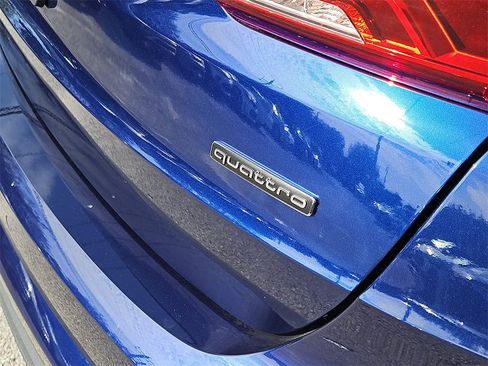 New 2025 Audi Q3 2.0T Premium image 6