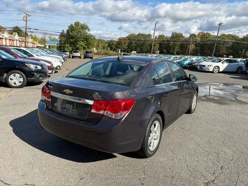 Used 2015 Chevrolet Cruze LT image 4