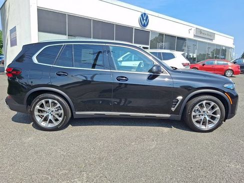 Used 2024 BMW X5 xDrive40i w/ Premium Package AWD/4WD image 7