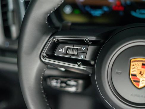 New 2026 Porsche Cayenne Coupe image 17