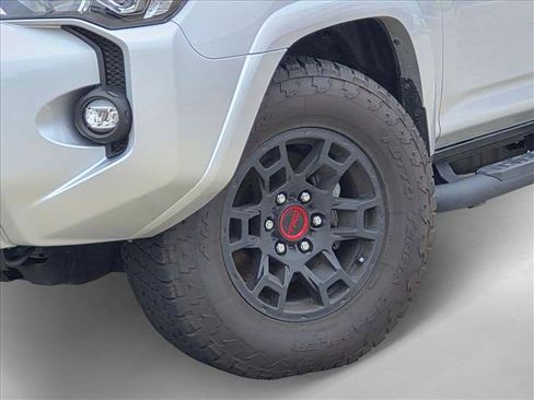Used 2024 Toyota 4Runner SR5 Premium w/ Moonroof Package RWD image 7