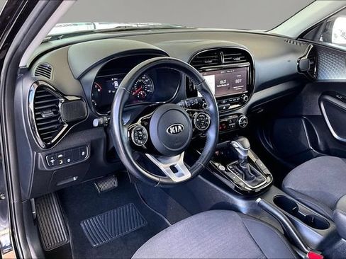 Used 2021 Kia Soul EX FWD image 14