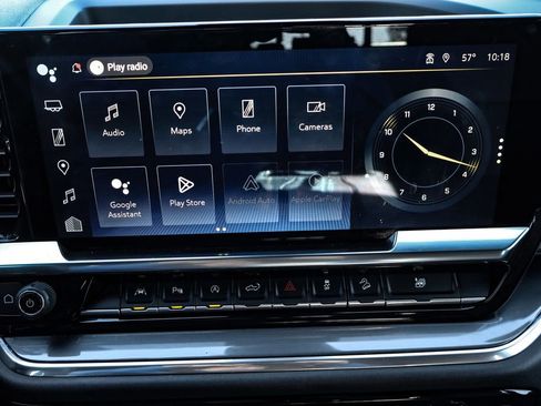 Used 2024 Chevrolet Silverado 1500 High Country w/ Technology Package image 33