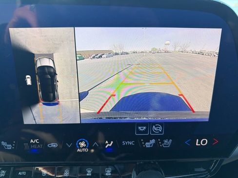 Used 2024 Chevrolet Blazer EV RS image 11