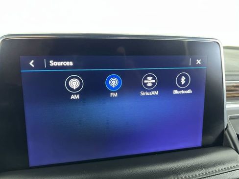 Used 2021 Chevrolet Suburban High Country AWD/4WD image 13