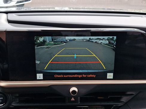 Certified 2026 Toyota Crown AWD/4WD image 17