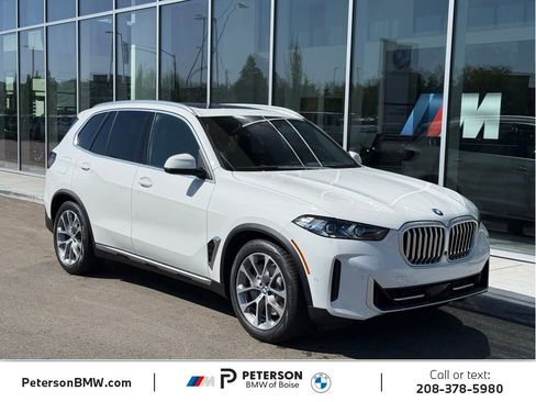 New 2026 BMW X5 xDrive50e w/ Premium Package AWD/4WD image 7