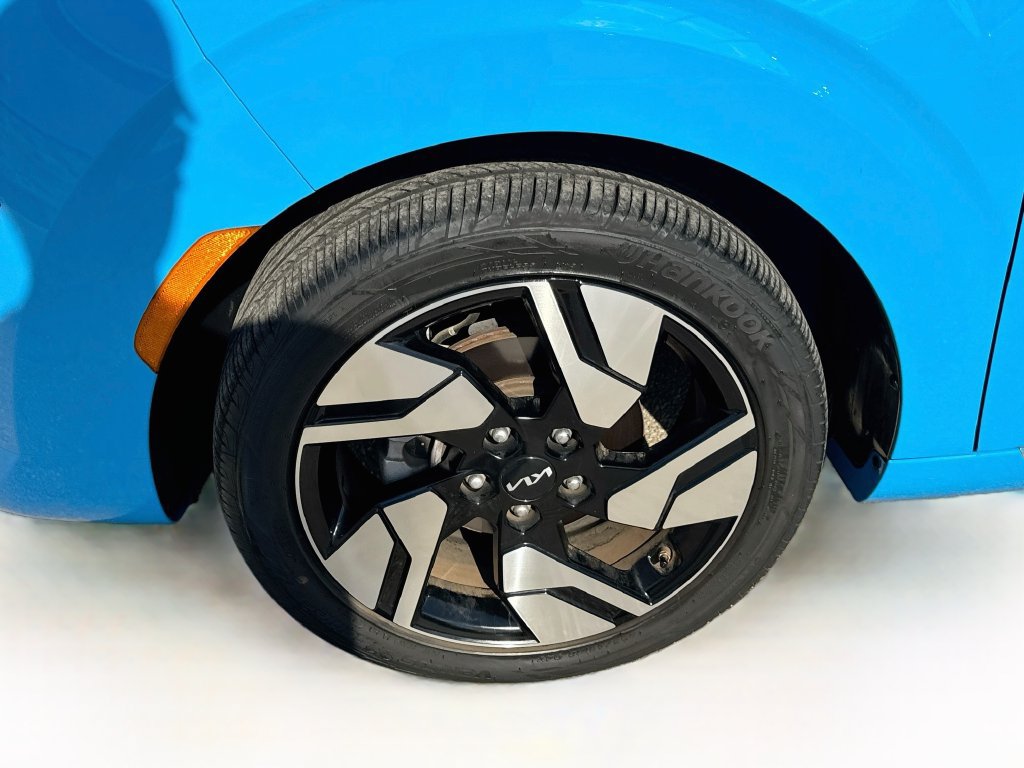 Used 2024 Kia Soul GT-Line FWD image 37