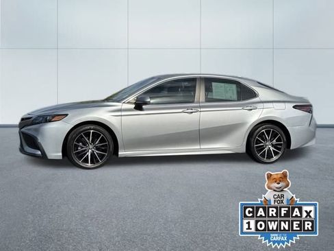 Used 2021 Toyota Camry SE image 50