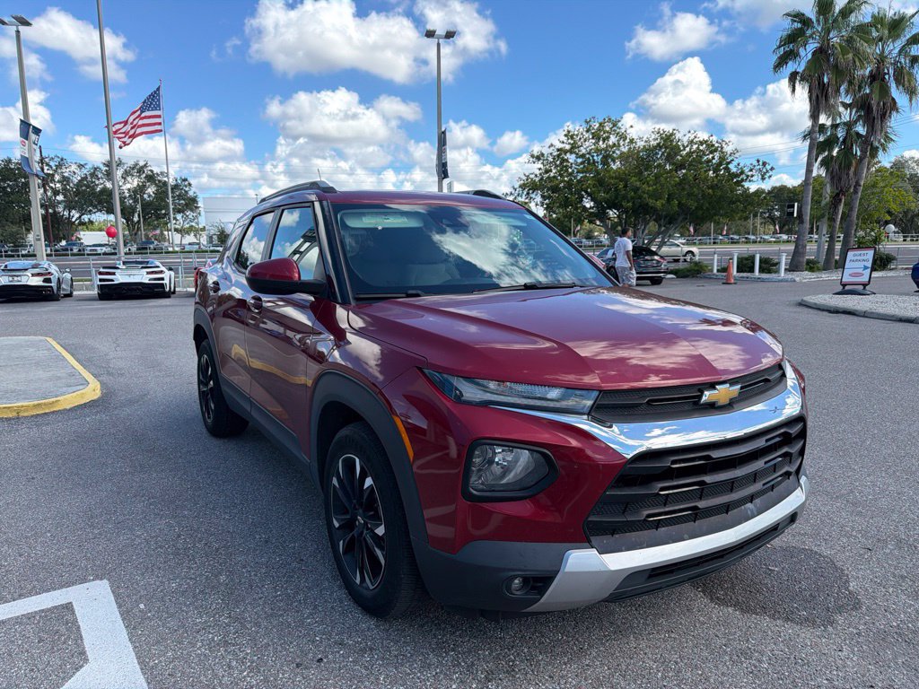Used 2021 Chevrolet TrailBlazer LT w/ Convenience Package FWD image 17