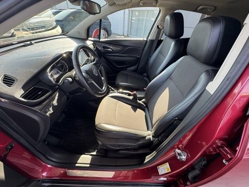 Used 2019 Buick Encore Preferred image 27