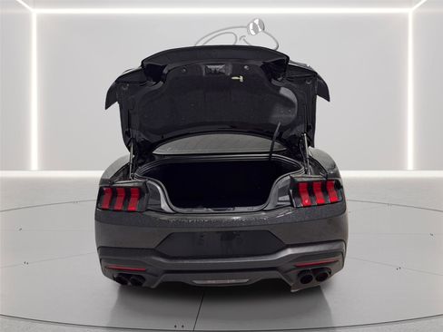Used 2024 Ford Mustang GT RWD image 10