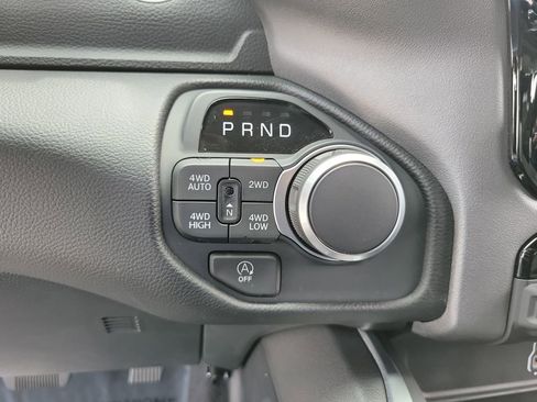 Certified 2025 RAM 1500 Big Horn AWD/4WD image 28