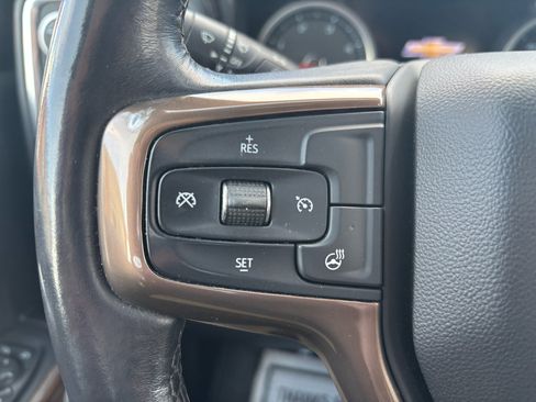 Used 2022 Chevrolet Silverado 2500 High Country w/ Z71 Off-Road Package image 19