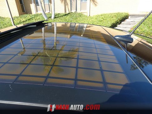 Used 2014 Toyota Prius Four w/ Solar Roof Package FWD image 22