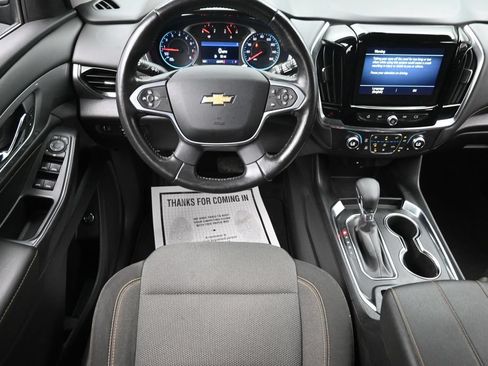Used 2021 Chevrolet Traverse LT FWD image 14