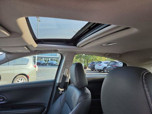 Used 2016 Honda HR-V EX-L image 24