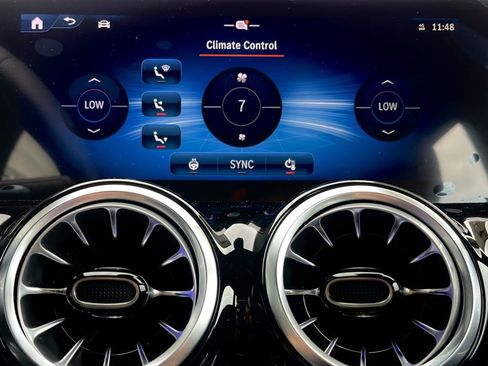 Certified 2025 Mercedes-Benz GLA 35 AMG 4MATIC image 43