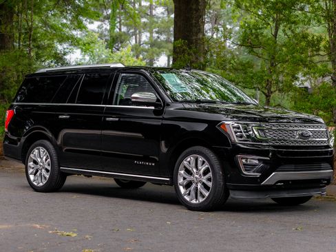 Used 2018 Ford Expedition Max Platinum AWD/4WD image 49