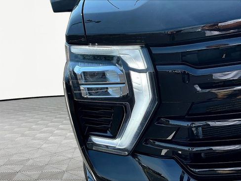 Used 2025 Chevrolet Silverado 2500 LT w/ Trail Boss Package AWD/4WD image 32