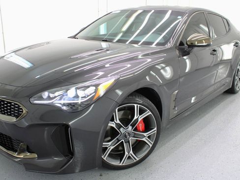 Used 2021 Kia Stinger GT image 13