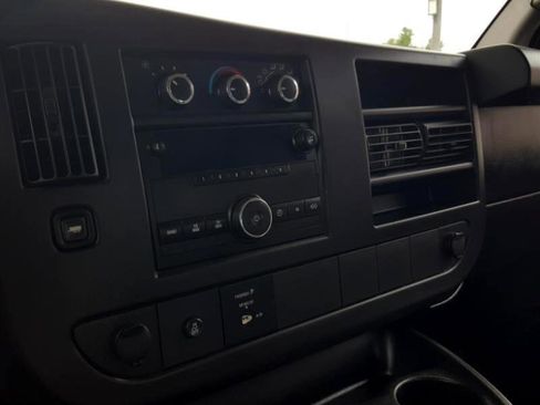 Used 2012 Chevrolet Express 3500 image 15