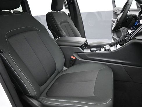 New 2025 Jeep Grand Cherokee Laredo X w/ Luxury Tech Group I image 20