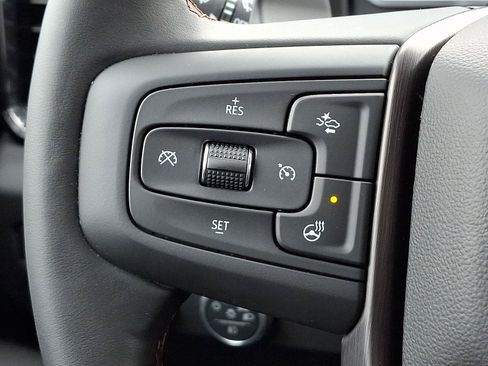 Used 2025 GMC Sierra 1500 AT4 AWD/4WD image 22