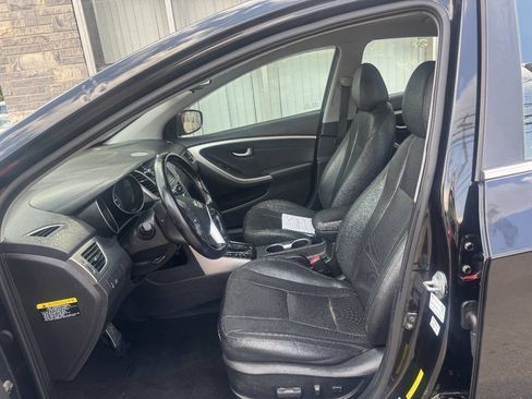 Used 2014 Hyundai Elantra GT w/ Option Group 02 FWD image 11