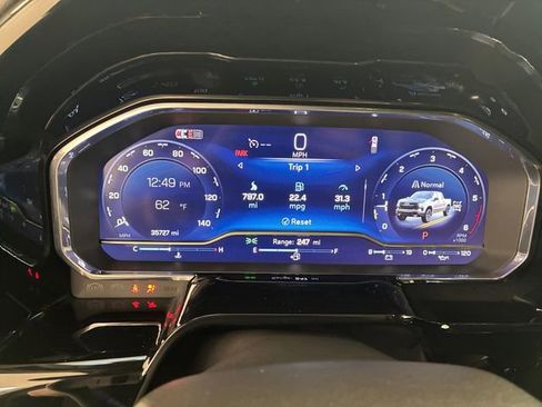 Used 2024 Chevrolet Silverado 1500 LT Trail Boss w/ Convenience Package II image 25