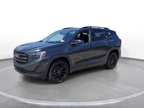 Used 2021 GMC Terrain SLE w/ Driver Convenience Package AWD/4WD image 4