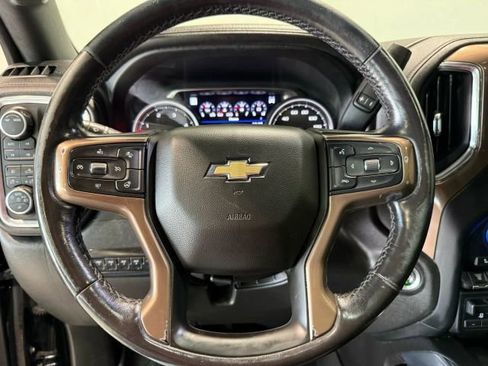 Used 2022 Chevrolet Silverado 2500 High Country w/ Safety Package II image 15