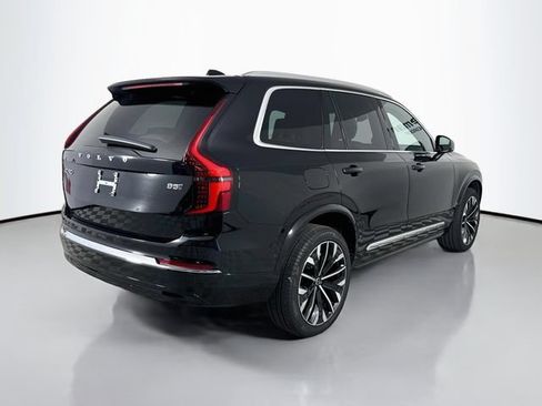Used 2026 Volvo XC90 B5 Plus w/ Protection Package AWD/4WD image 7