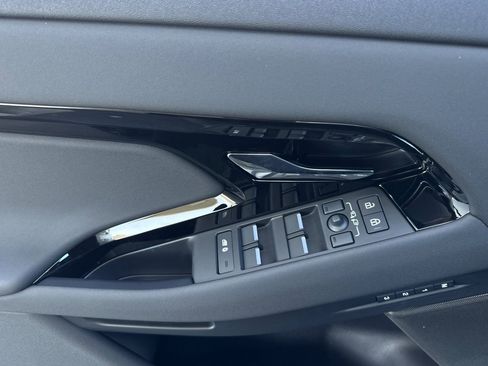 New 2026 Land Rover Range Rover Evoque Dynamic SE AWD/4WD image 11